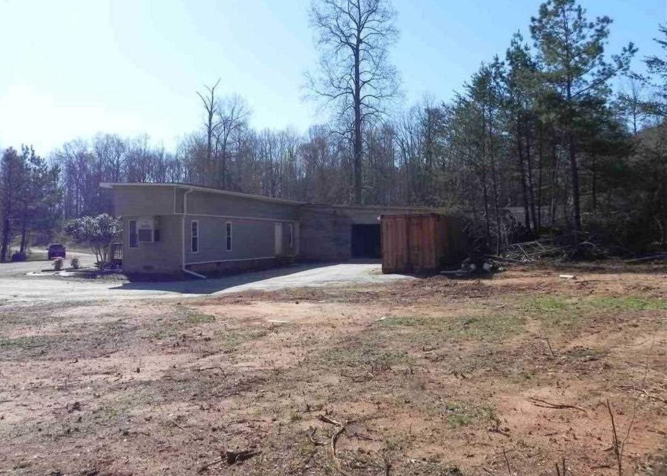 BARNWELL DR 139,979 4BDR 2BTH Commercial Wellford SC