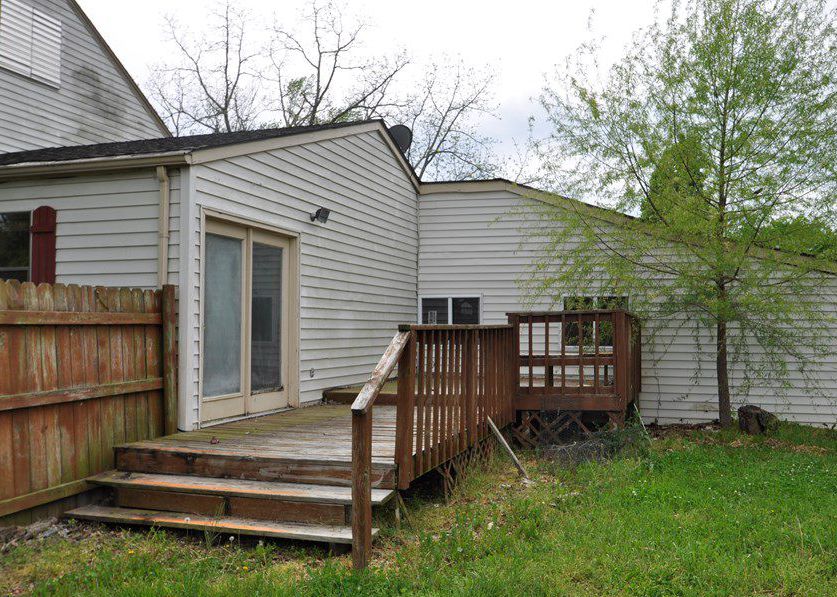 W ELGIN ST 100,800 3BDR 2BTH Siloam Springs AR Foreclosure