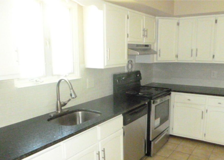 ROHACH RD 274,500 4BDR 2BTH Aston PA Foreclosure Listing 28810684