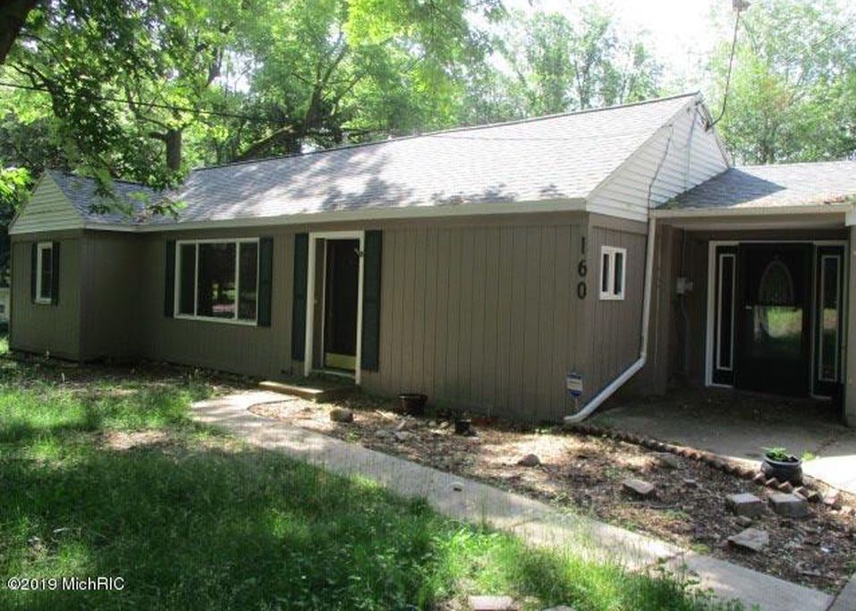 BECKWITH DR 180,000 4BDR 2BTH Single Family Battle Creek MI