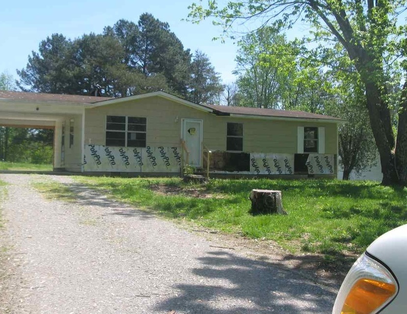 TOOMEY LN 19,000 3BDR 1BTH Mobile Home Madisonville TN