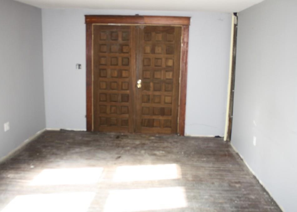 PIERCE ST 77,000 6BDR 2.5BTH MultiFamily Greenfield MA