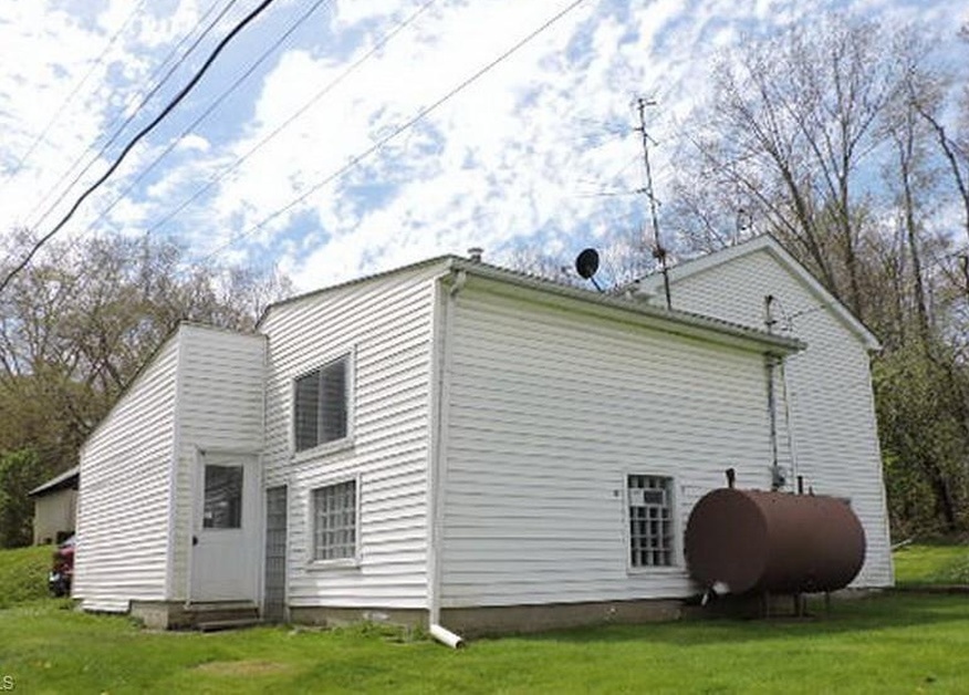 BEARD RD 21,900 3BDR 1BTH Condo/Townhome New Springfield OH