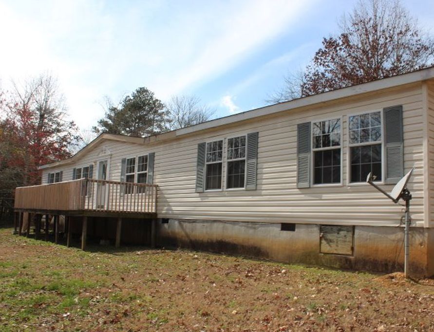 CLEAR LAKE RD 64,500 5BDR 3BTH Mobile Home Mc Donald TN