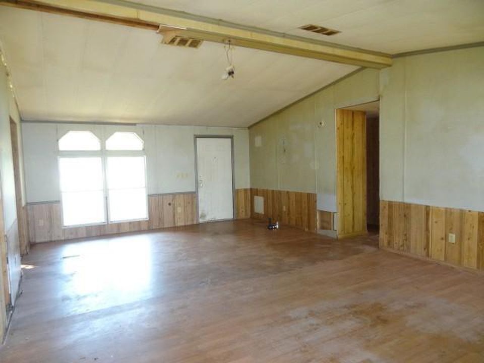 HIGHWAY 11 S 33,900 3BDR 2BTH Single Family Riceville TN