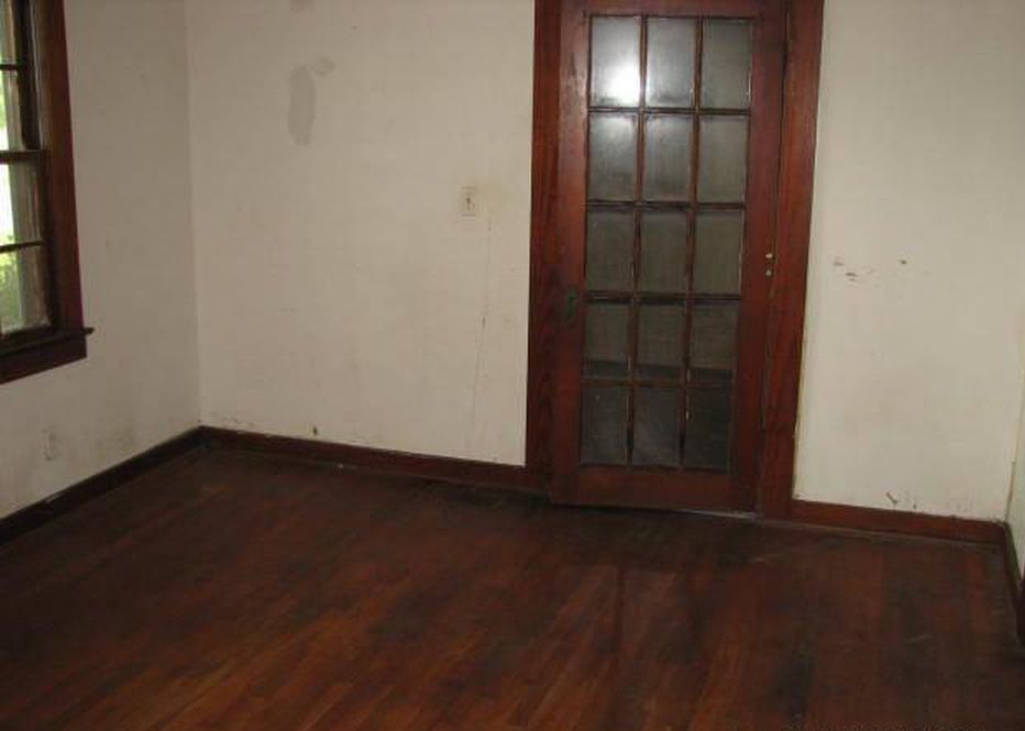 S MAIN ST 12,350 3BDR 1BTH Single Family Greenville MS Foreclosure Listing 29390754