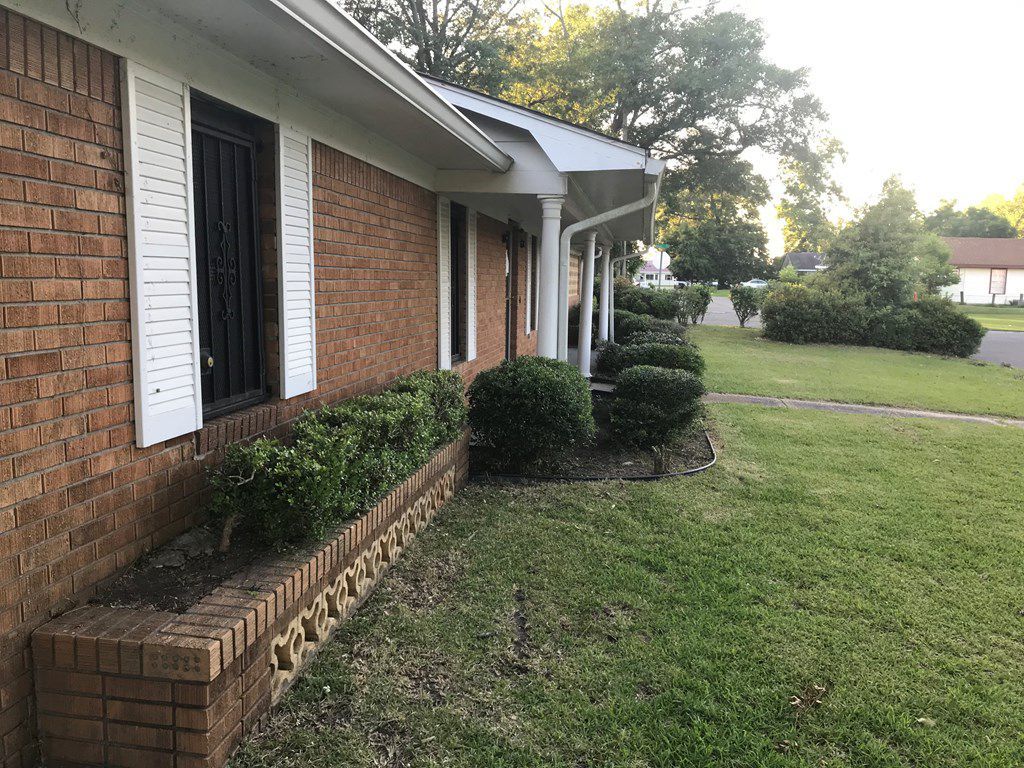 E SCOOBA ST 75,000 3BDR 2BTH Single Family Hattiesburg MS