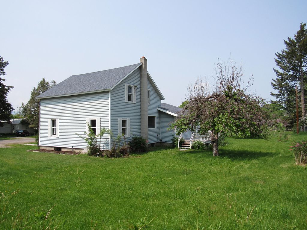 6TH ST E 158,900 4BDR 2BTH Single Family Polson MT