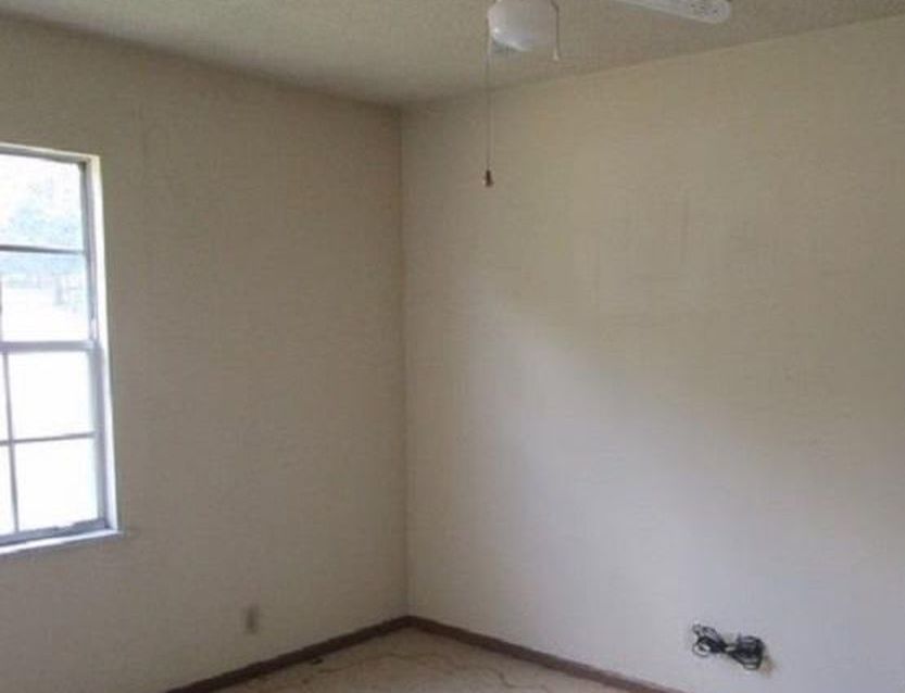 CECIL AVE 60,000 3BDR 1.5BTH Single Family Tyler TX