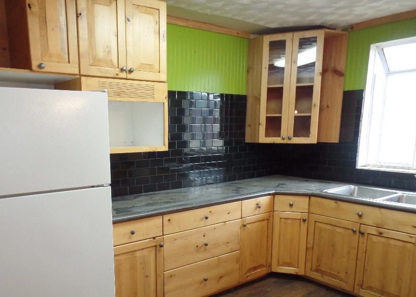 FORCE RD 169,000 3BDR 2BTH Single Family Gillette WY