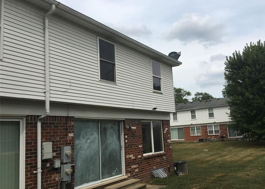 HIDDEN RIVERS DR N 87,000 3BDR 2.5BTH Condo/Townhome