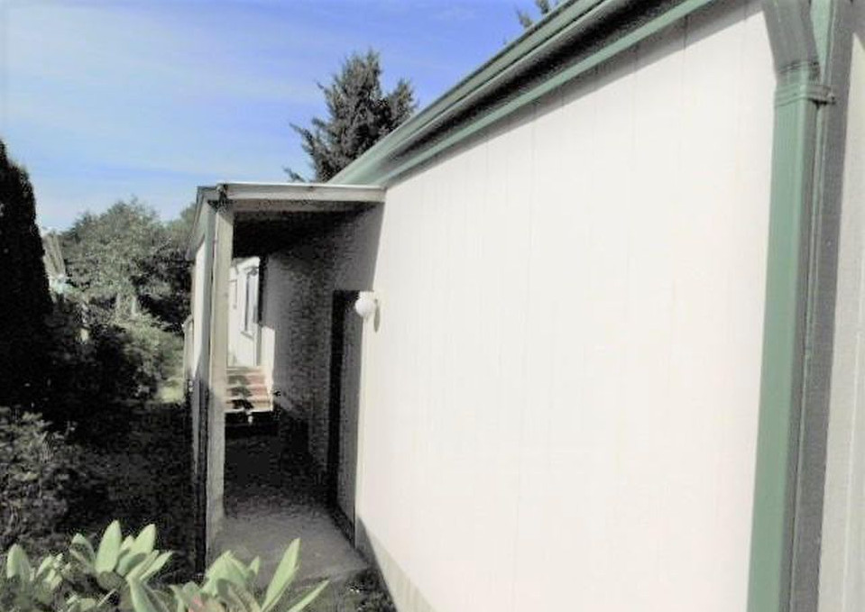 SE OAR AVE 200,000 3BDR 2BTH Single Family Lincoln City OR