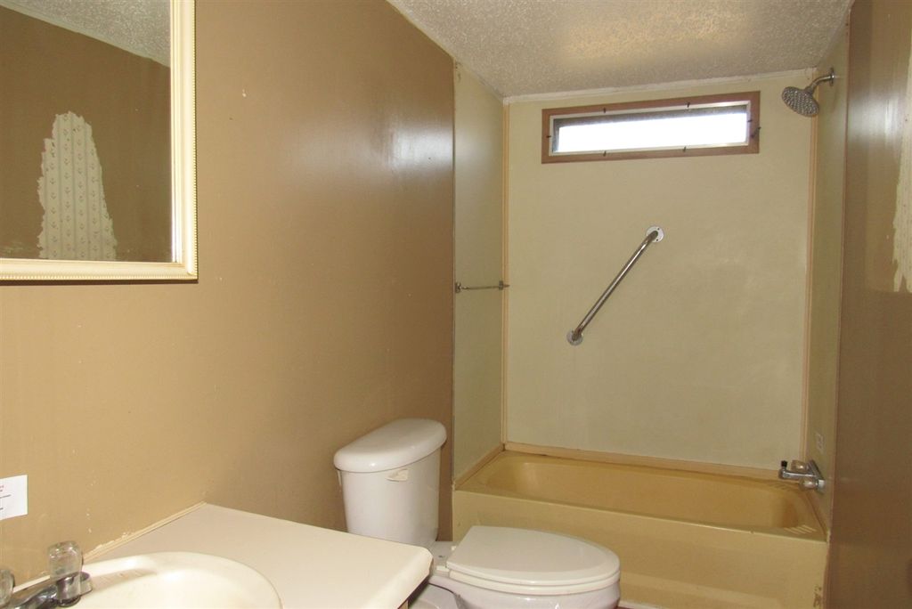 CARTER RD 37,000 3BDR 2BTH Mobile Home Leitchfield KY