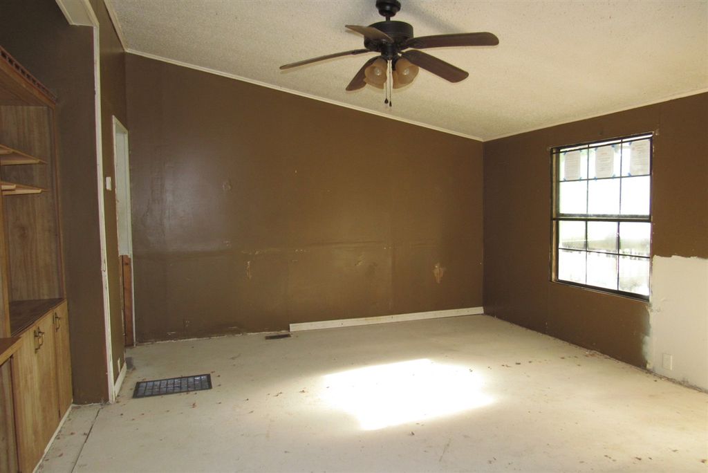 CARTER RD 37,000 3BDR 2BTH Mobile Home Leitchfield KY