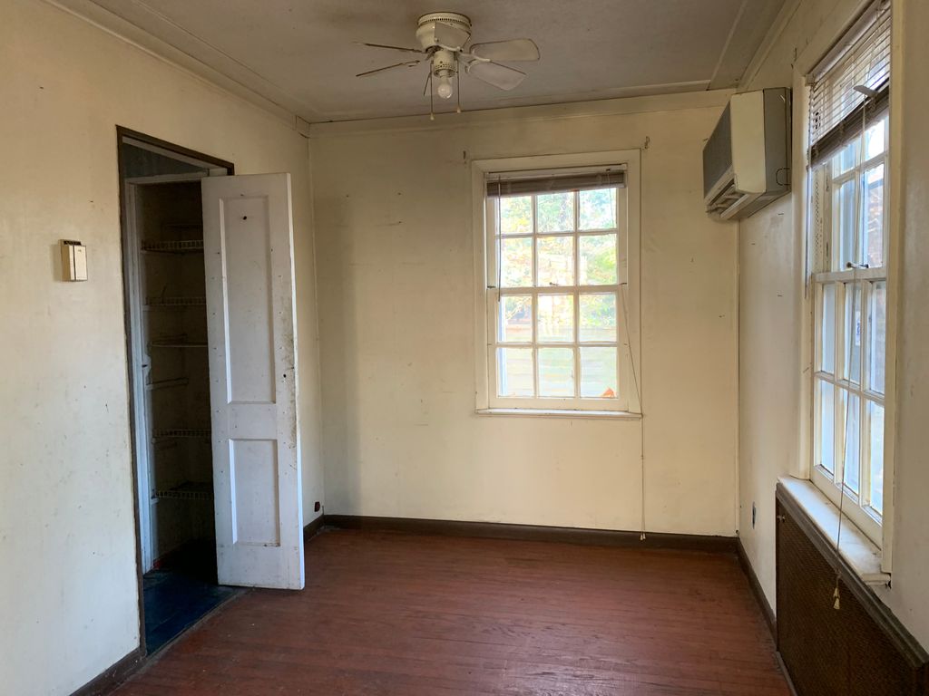 GLENN TER 69,900 2BDR 1BTH Single Family Vineland NJ Foreclosure Listing 29564646