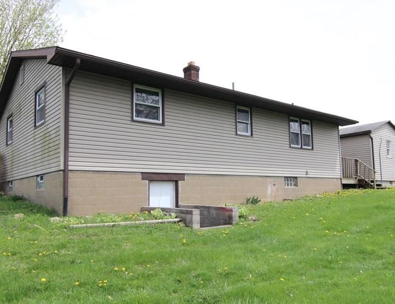 BAY RD SE 44,000 3BDR 1BTH Single Family Carrollton OH