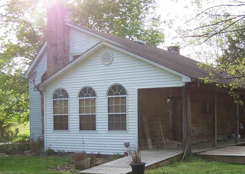 BARREN RIVER RD 143,019 2BDR 2BTH Single Family Bowling