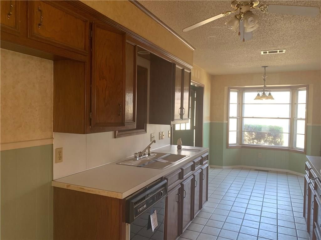 MARK LN 100,000 3BDR 2BTH Single Family Fort Smith AR