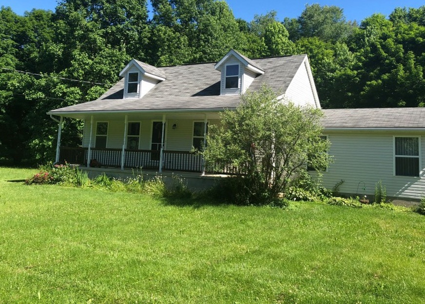 KNOWLTON RD 189,900 4BDR 2BTH Single Family Garrettsville OH