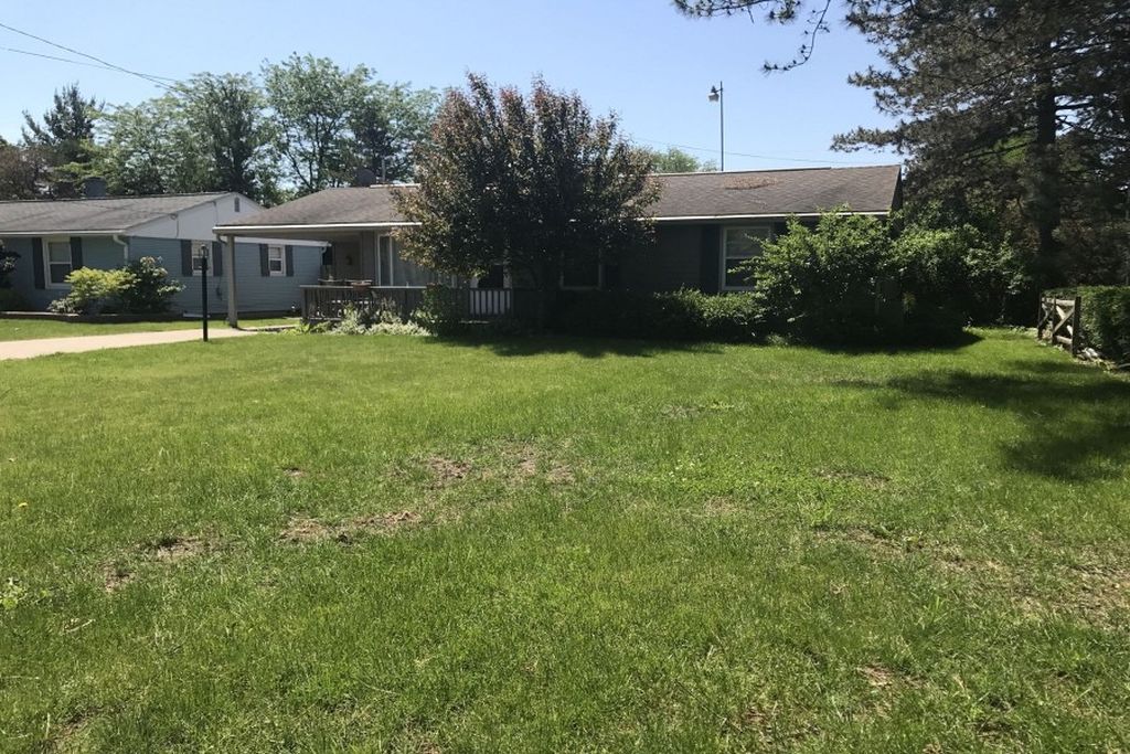 GRATIOT RD 44,034 3BDR 1BTH Single Family Saginaw MI