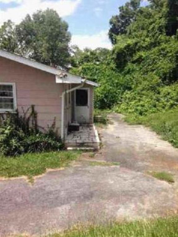 SIAM RD 41,000 2BDR 1BTH Single Family Elizabethton TN