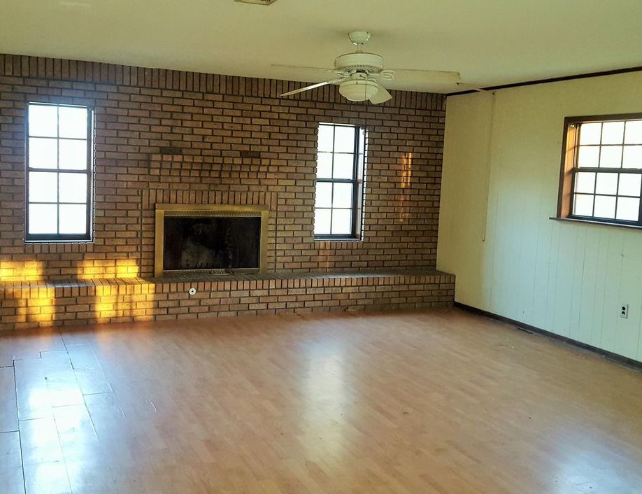 AVACADO DR 80,000 3BDR 2BTH Single Family Biloxi MS