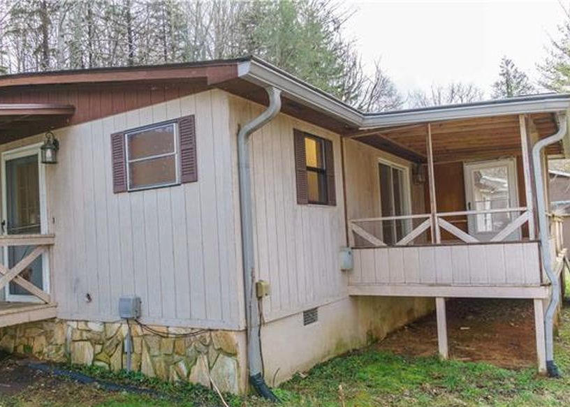 TESS LN 95,000 3BDR 2BTH Mobile Home Maggie Valley NC