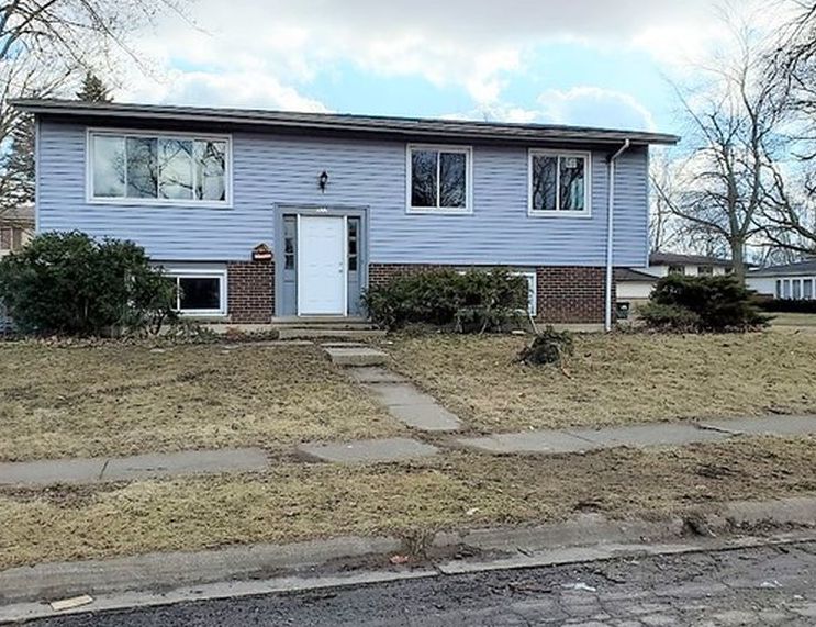 BLAIR ST 40,000 3BDR 2BTH Single Family Park Forest IL Foreclosure (Bank Owned