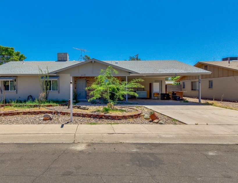 N 55TH DR 250,000 3BDR 2BTH Single Family Glendale AZ