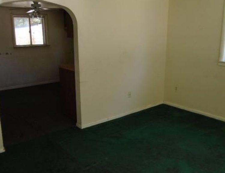 BROWN ST 49,400 3BDR 1BTH Single Family OH