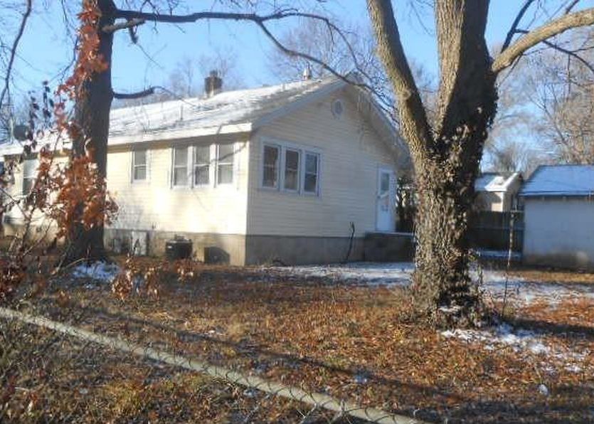 W HIGH ST 48,000 2BDR 1BTH Single Family Springfield MO