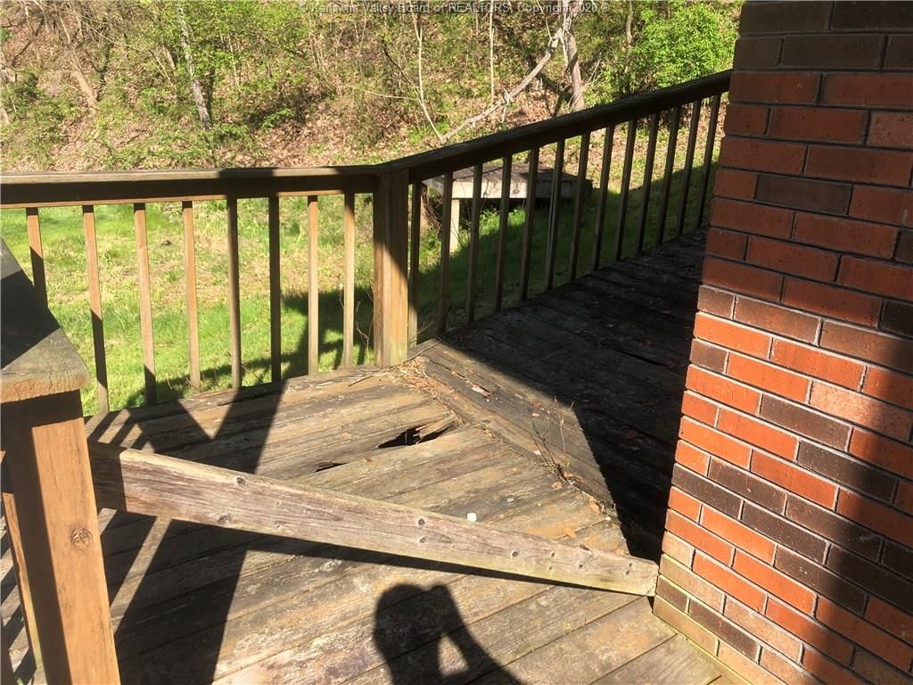 CAPE COD DR 40,000 3BDR 2BTH Single Family Chapmanville WV