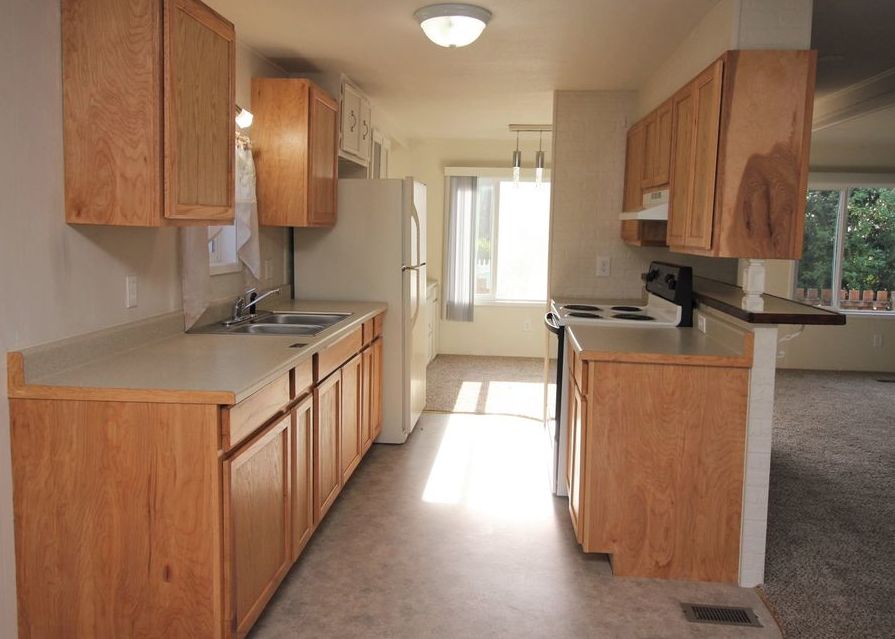 PUERTO VISTA DR 62,900 2BDR 2BTH Mobile Home Coos Bay OR