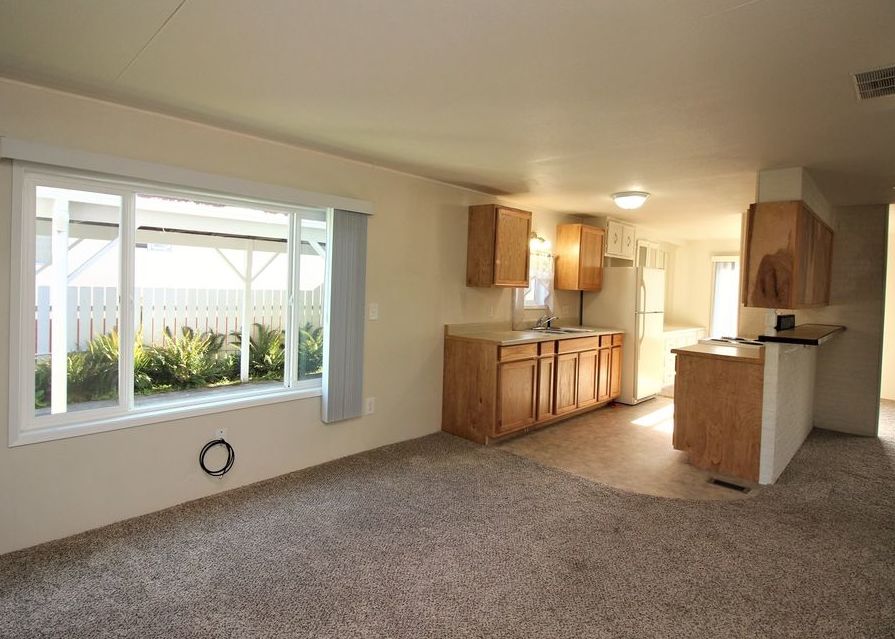 PUERTO VISTA DR 62,900 2BDR 2BTH Mobile Home Coos Bay OR