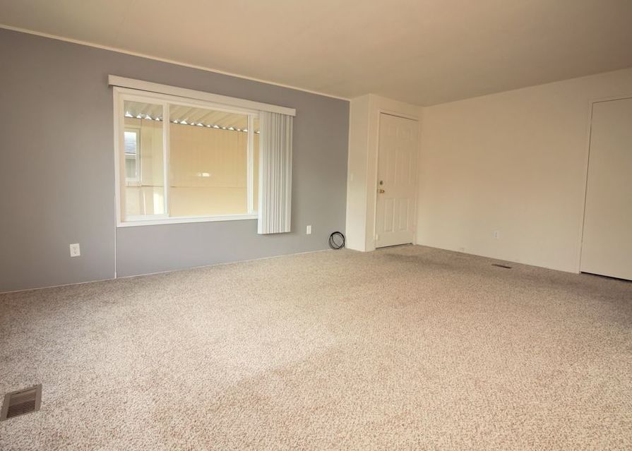 PUERTO VISTA DR 62,900 2BDR 2BTH Mobile Home Coos Bay OR