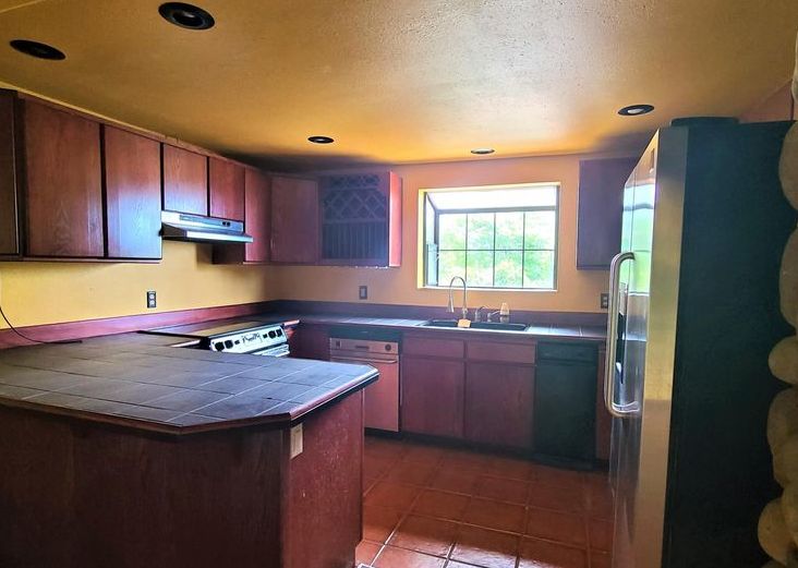 SW 48TH CT 289,900 3BDR 2BTH Single Family Lincoln City OR