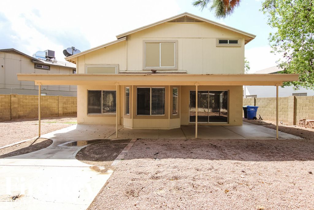 W CIELO GRANDE 240,000 3BDR 2.5BTH Single Family Glendale AZ