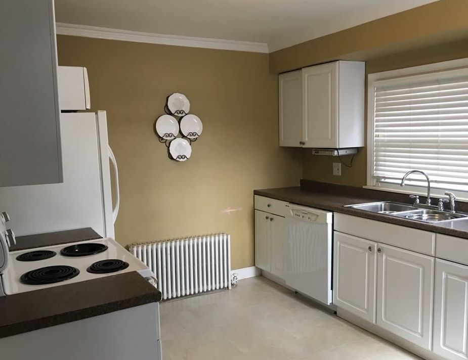 POWERS AVE 100,700 2BDR 1BTH Dearborn Heights MI Foreclosure