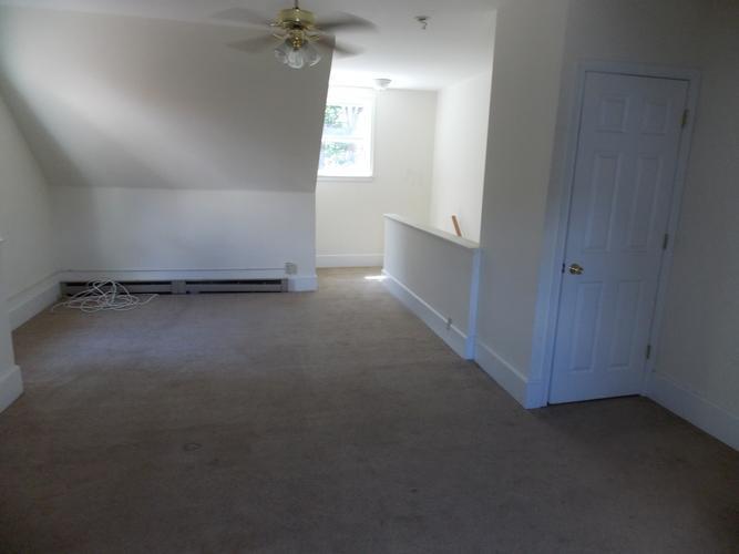 BANKWAY ST 70,873 4BDR 1BTH Single Family Lehighton PA