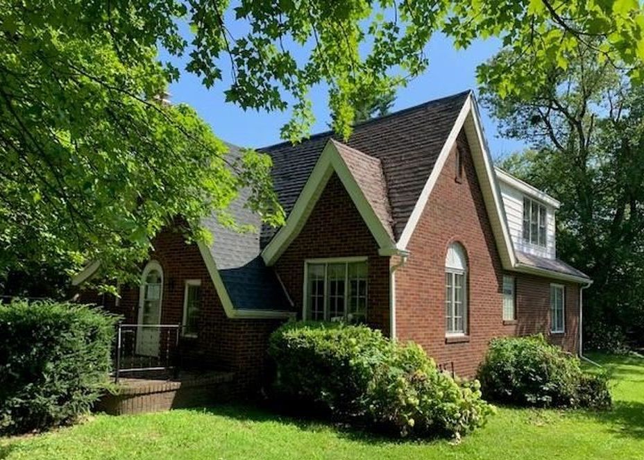 MAIN ST 111,000 3BDR 1BTH Single Family Gasport NY