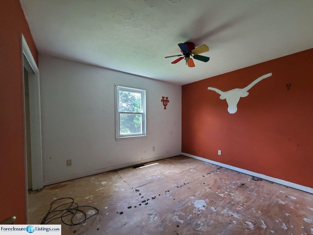 VESTAVIA LN 52,000 2BDR 2BTH Single Family Thomaston GA