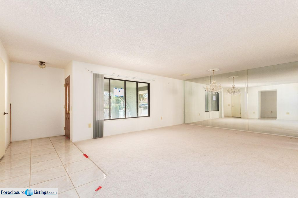 W MEEKER BLVD 325,000 3BDR 2BTH Single Family Sun City West