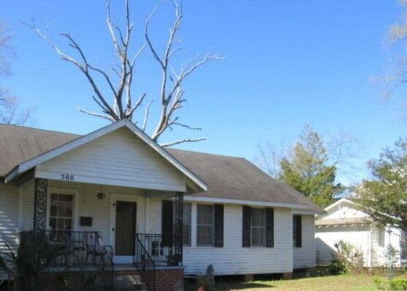 MOORE ST 210,000 3BDR 2BTH Single Family Baton Rouge LA
