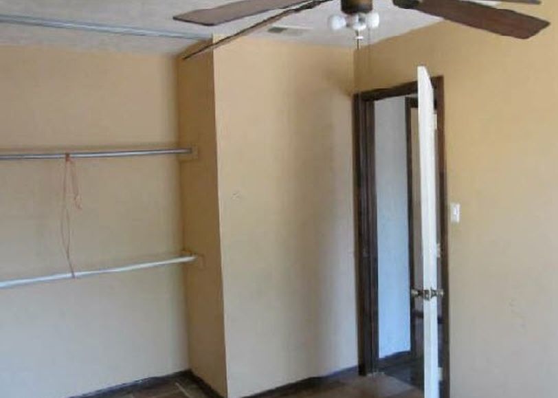 E OPPENHEIMER ST 214,500 3BDR 2BTH Single Family Uvalde TX