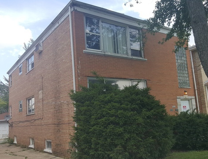 W 15TH PL 76,800 6BDR 4BTH MultiFamily Chicago Heights IL