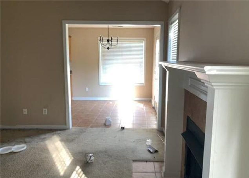 GLADHILL CV 132,971 3BDR 2BTH Single Family Jackson TN Foreclosure Listing 29911208