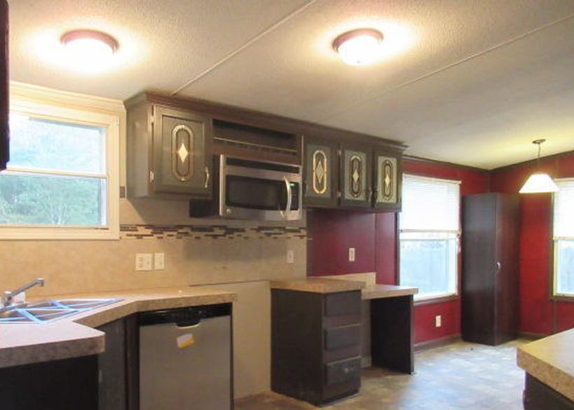 BURGAW HWY 58,500 3BDR 2BTH Mobile Home Maple Hill NC