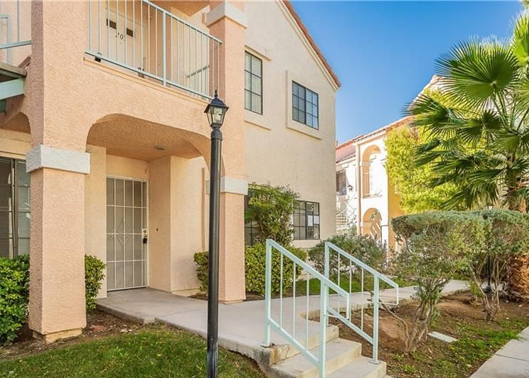 S TORREY PINES DR UNIT 103 102,900 2BDR 2BTH Condo/Townhome