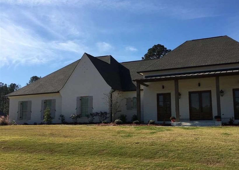 LONG LEAF PL 450,000 5BDR 5BTH Single Family Madison MS Foreclosure Listing 29925396