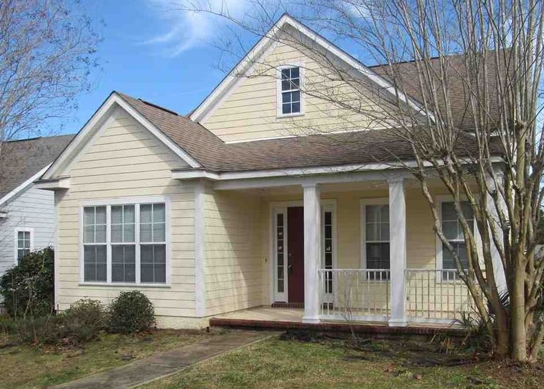 ESPLANADE WAY 248,000 3BDR 2.5BTH Single Family Tallahassee